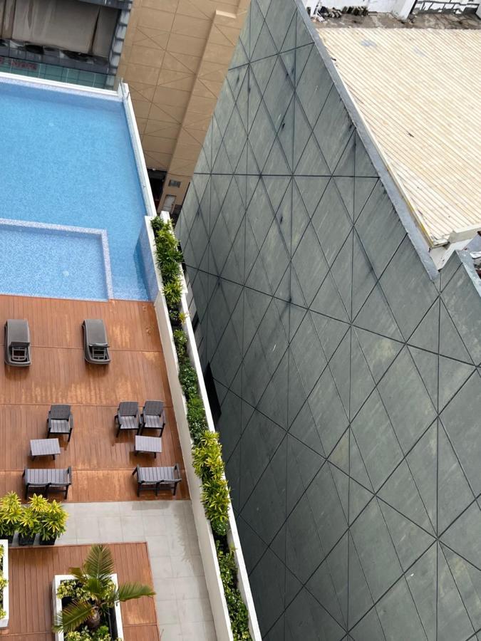 Hola! Condotel @ Inspiria Davao City Exterior foto